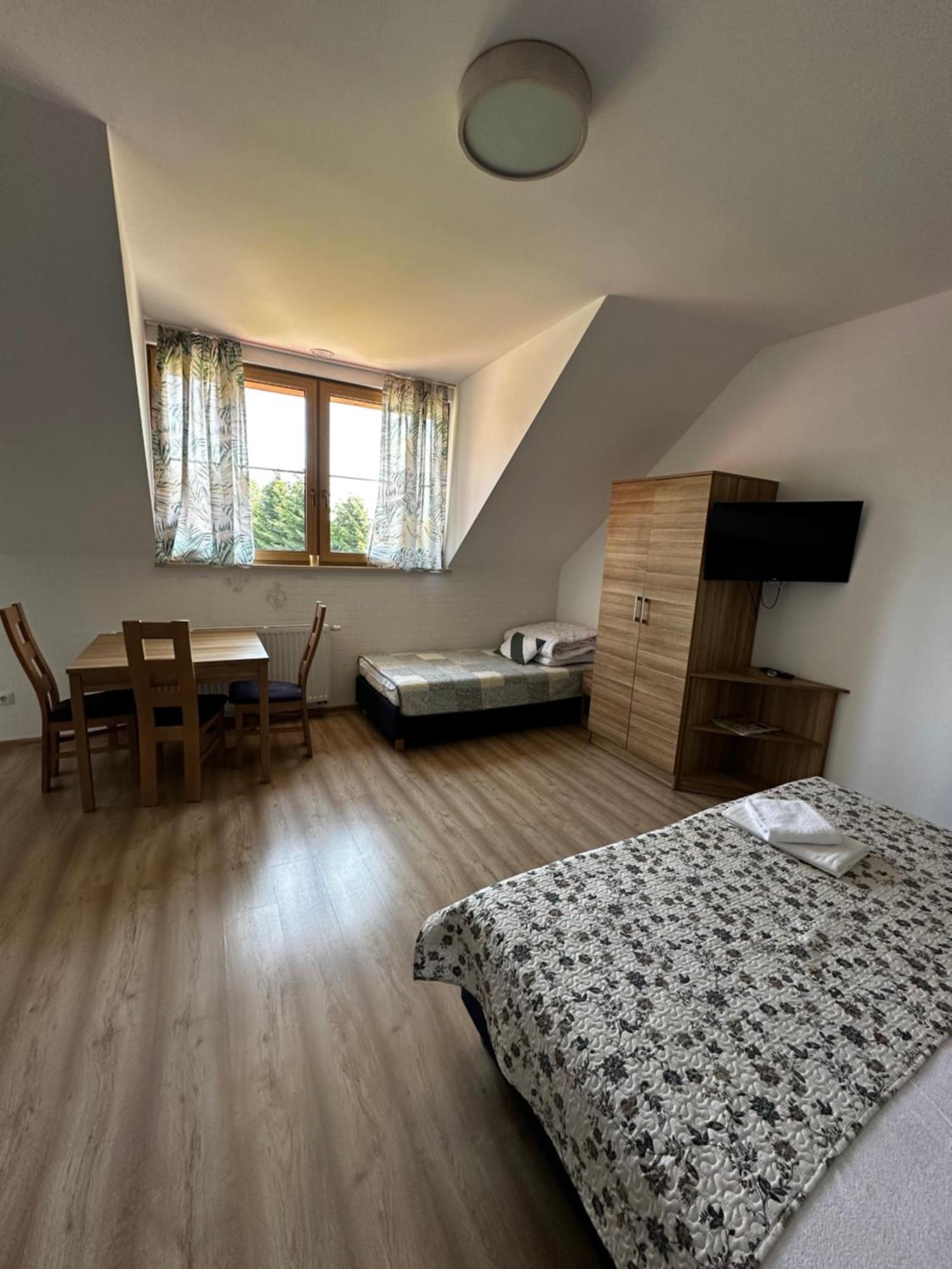 Agroturystyka Pod Grzywaczem Vila Sloszow Exterior foto