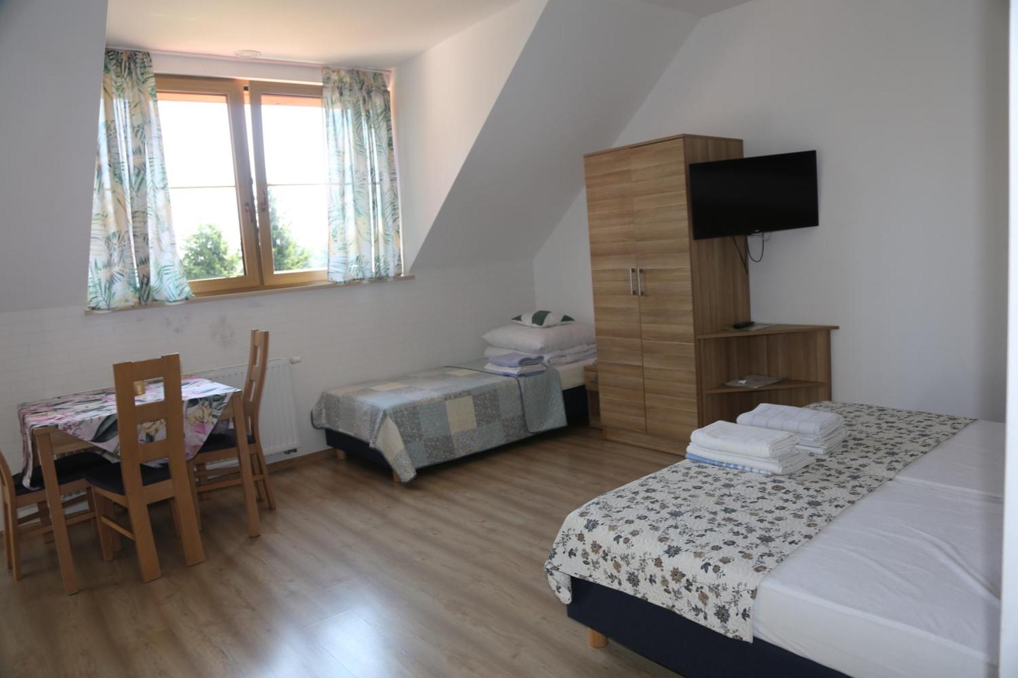 Agroturystyka Pod Grzywaczem Vila Sloszow Exterior foto